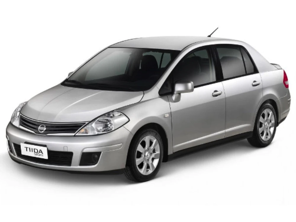 Wycieraczki Nissan Versa Latio 2006–2013 C11 sedan